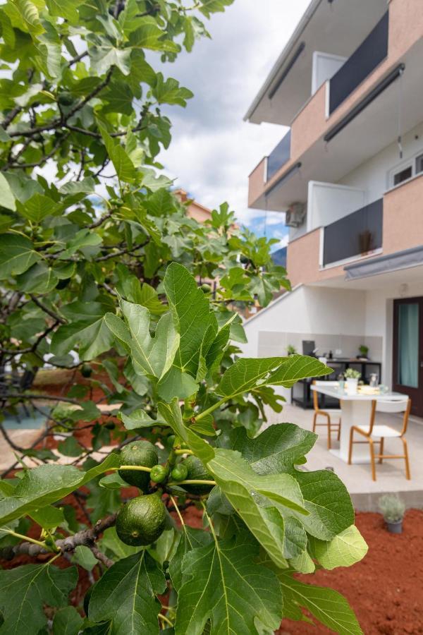 Apartment Dida I Mara Малинска Экстерьер фото
